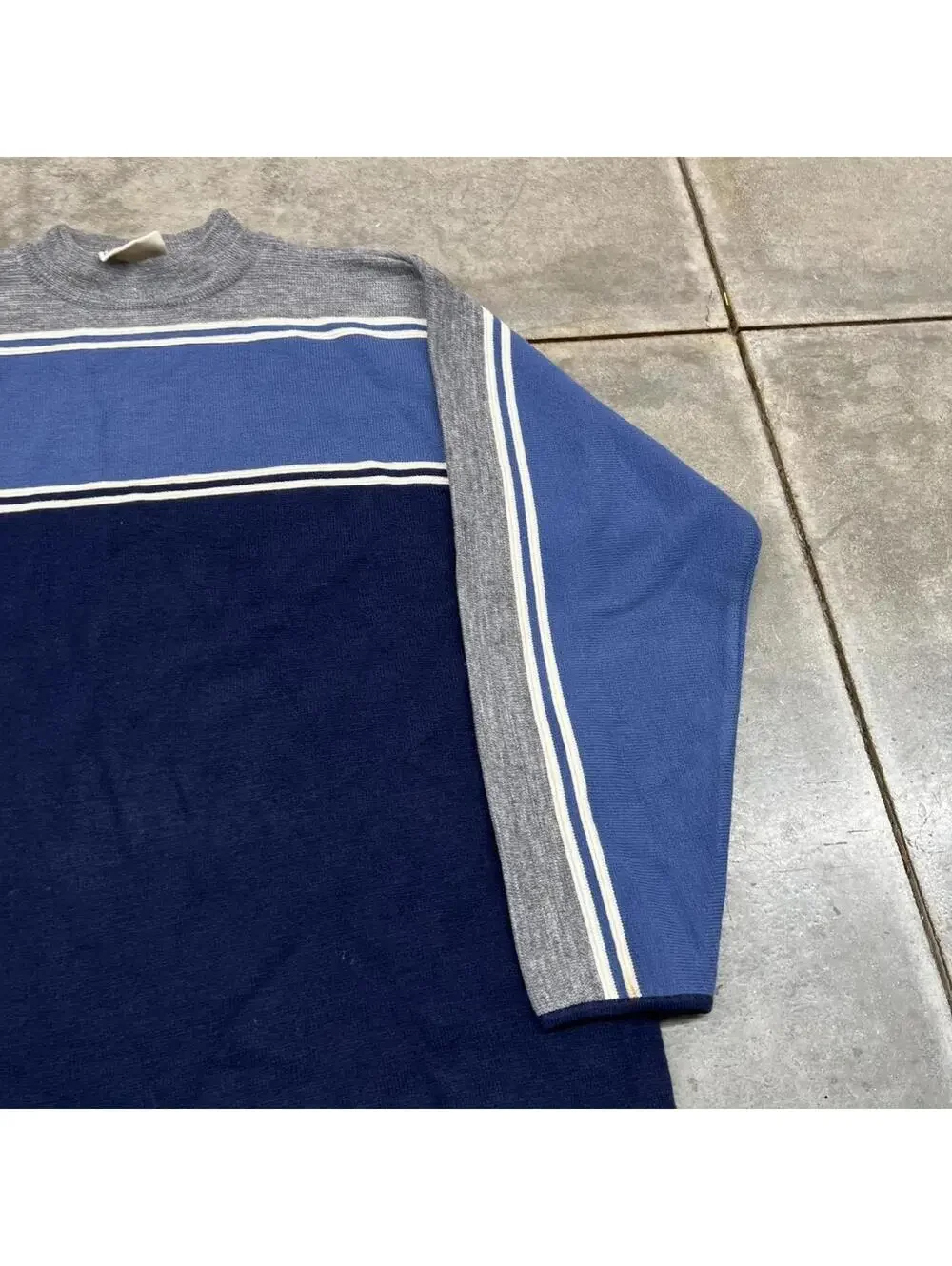 vintage navy grey and blue striped knit sweater size xl